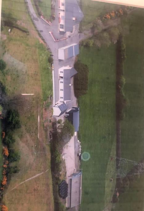 Cheerful 3 Bedroom Country Farm House Ennis Esterno foto